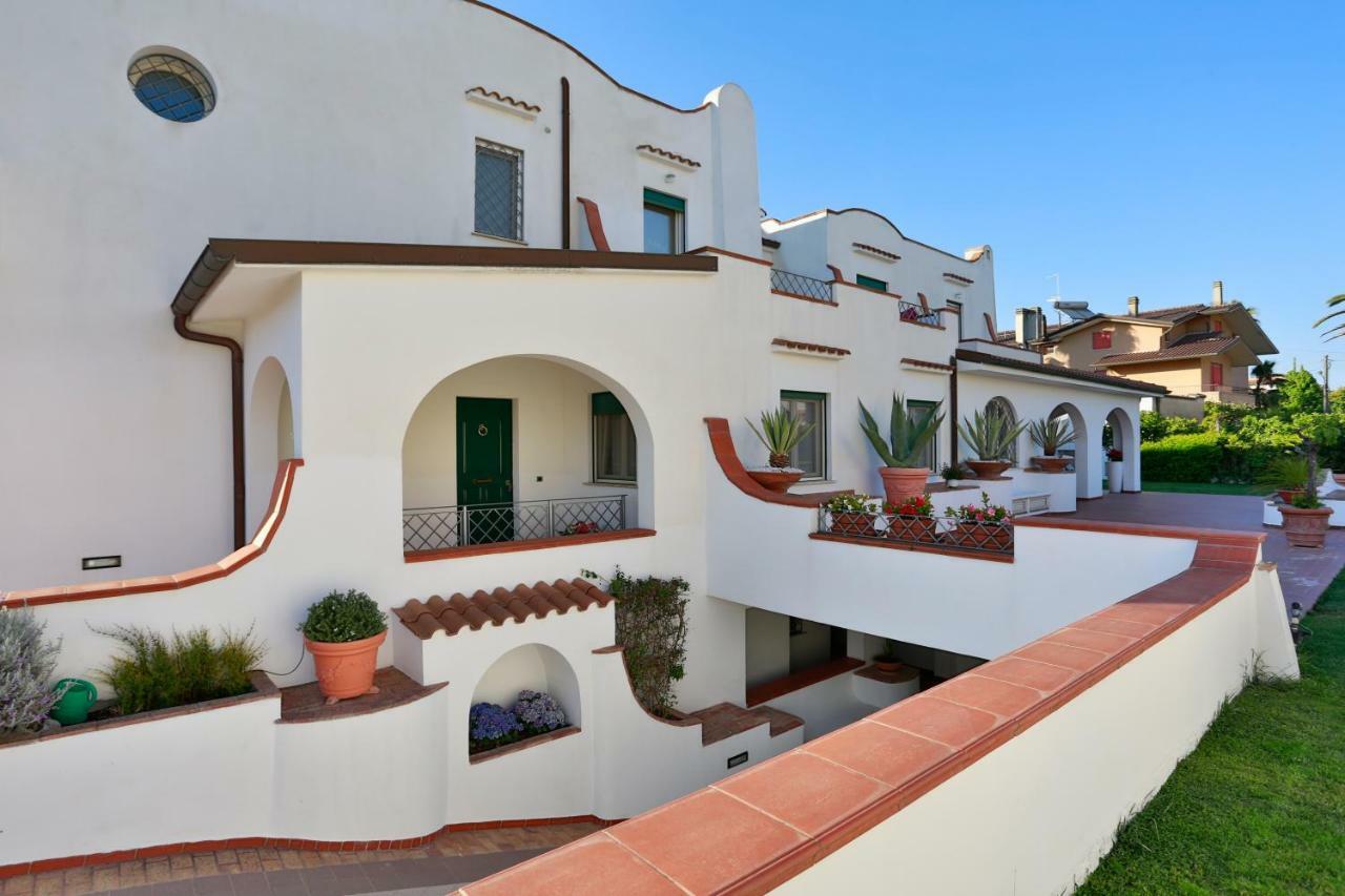 L'Ippocampo Guest House Сабаудиа Екстериор снимка