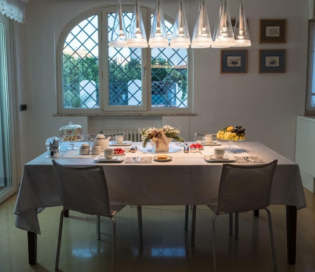 L'Ippocampo Guest House Сабаудиа Екстериор снимка