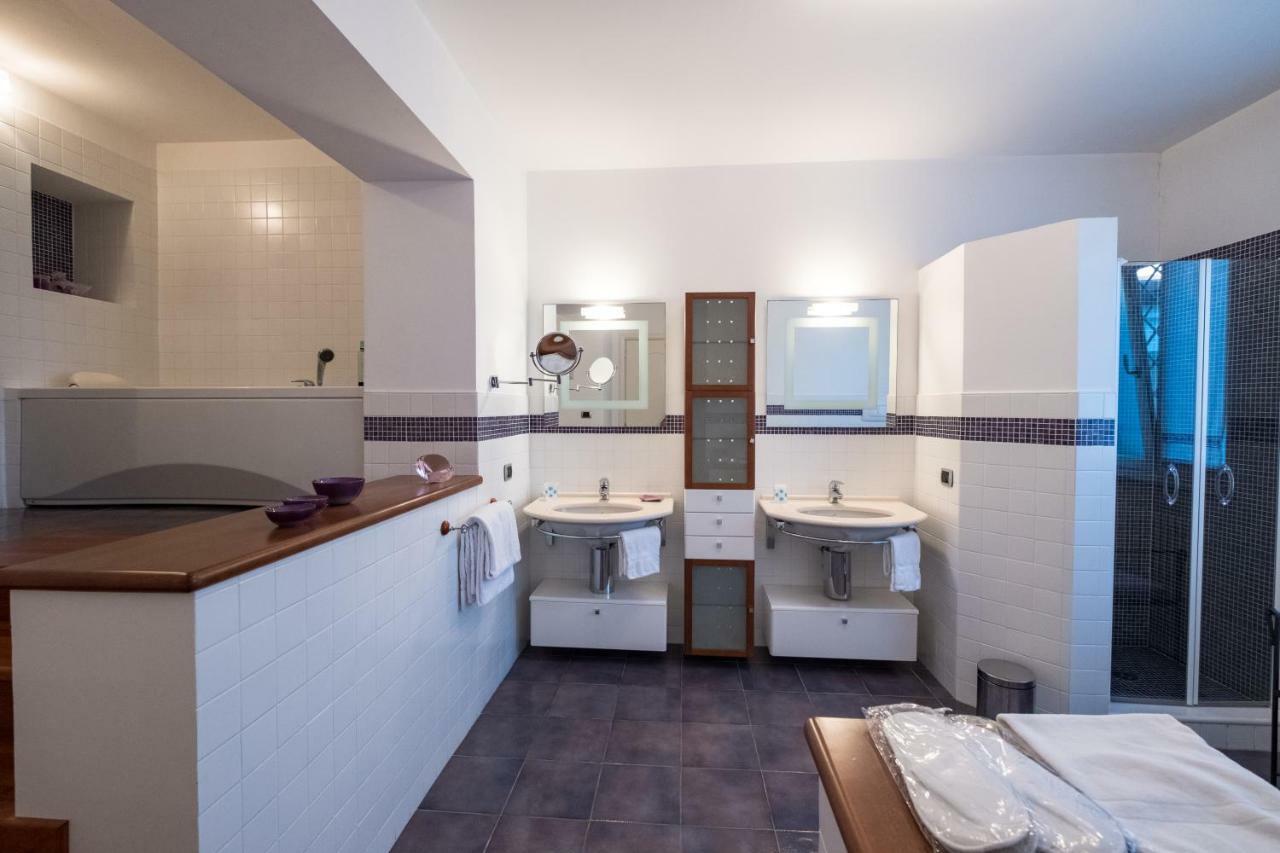 L'Ippocampo Guest House Сабаудиа Екстериор снимка